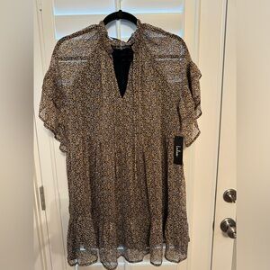 Lulu’s print dress in size medium with cute details